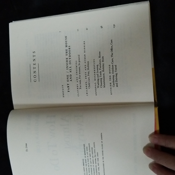 📚HOW TO DO ALMOST EVERYTHING,  BOOK - Picture 3 of 11